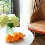 De La Soie Hotel & Travel