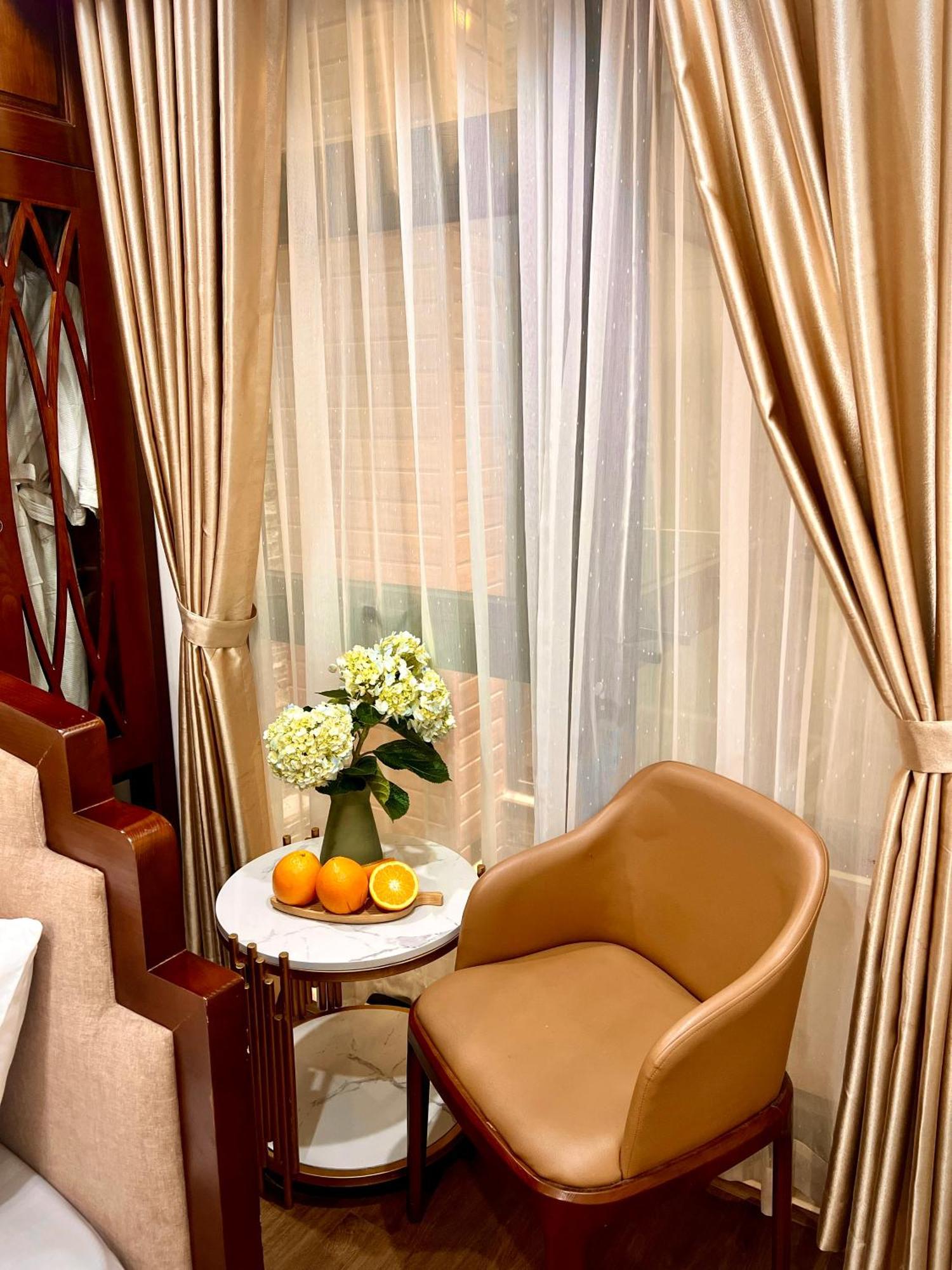 Hotel De La Soie & Travel Hanoi